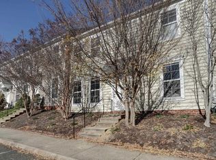 1032 Carrington Pl, Charlottesville, VA 22901