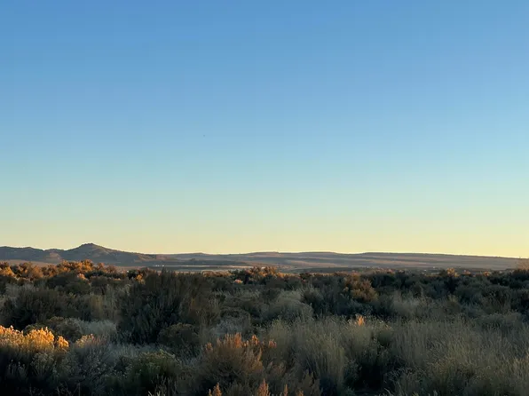 Christmas Valley Hwy #1600, Christmas Valley, OR 97641