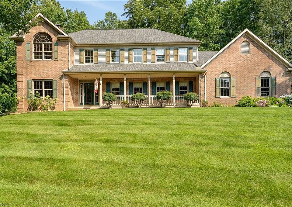 1st image of 635 Hunter Hills Dr