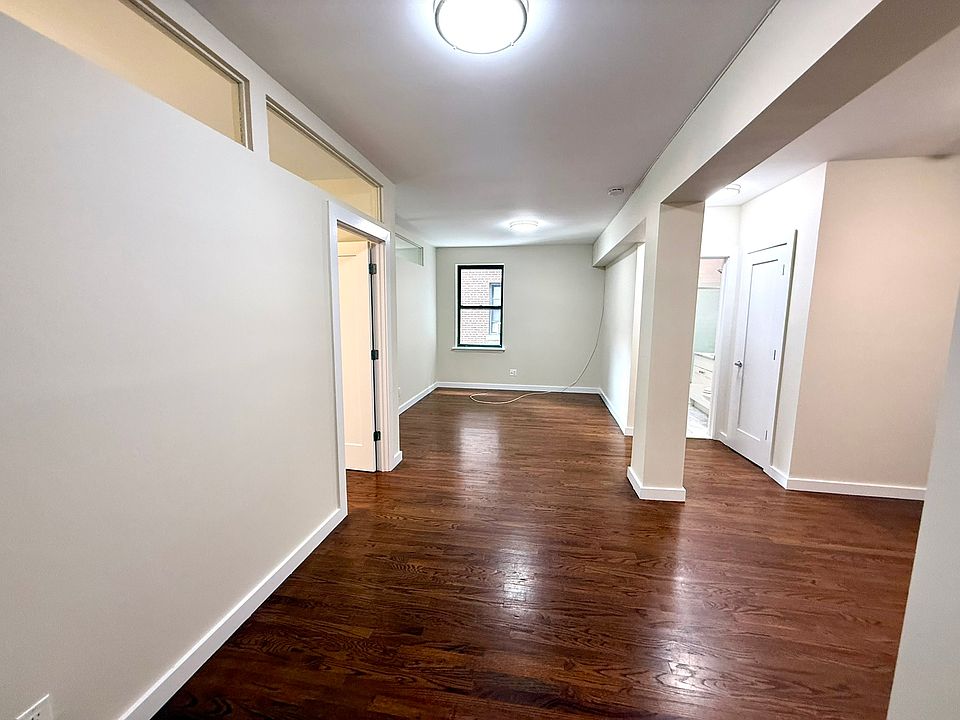 1st image of 4746 40th St APT 3D