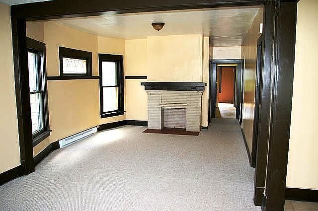 2nd image of 95 Macamley St