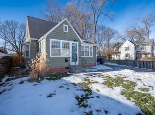 3218 Wright St, Des Moines, IA 50316