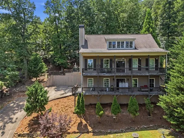930 Lake Arrowhead Dr, Waleska, GA 30183