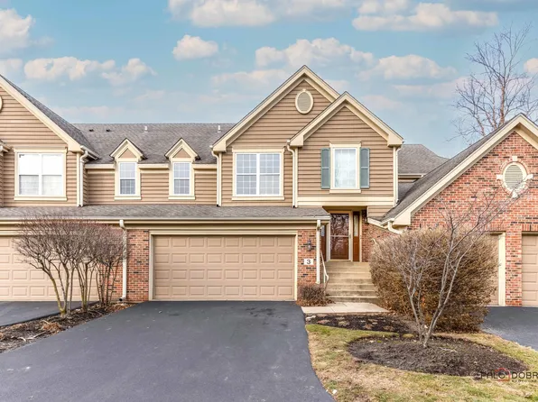 3 Ashford Ct, Lincolnshire, IL 60069