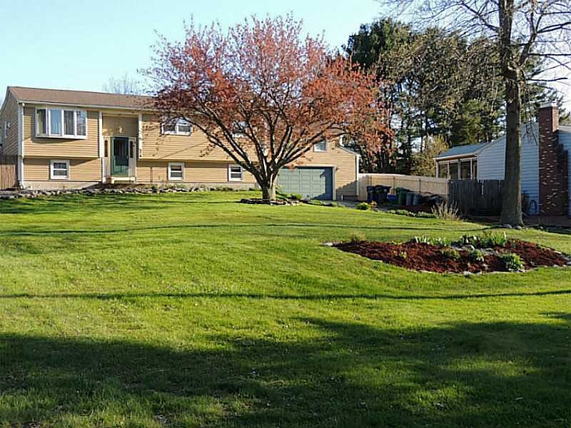 1st image of 378 Tiffany Ave