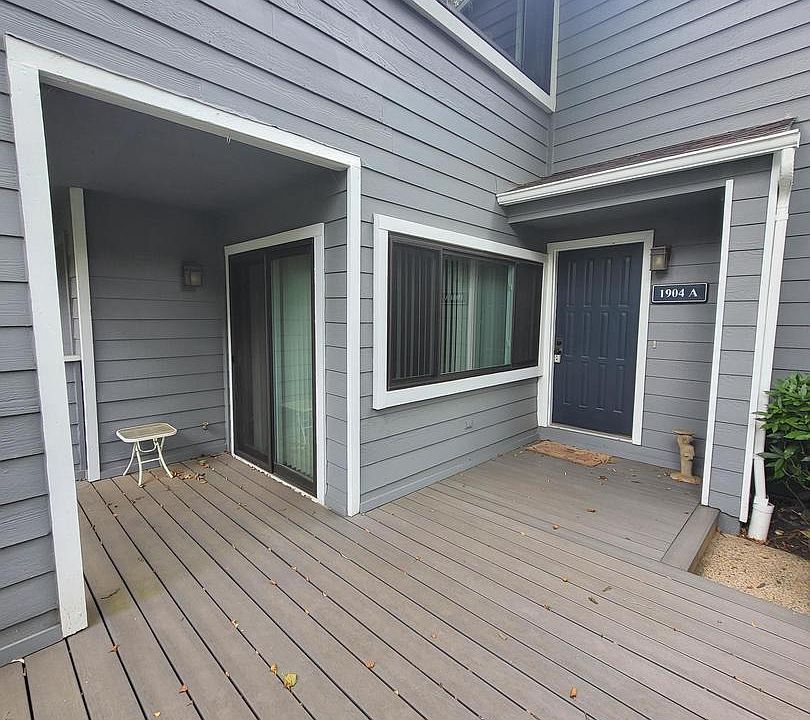 1st image of 1904 Villaridge Dr