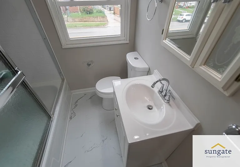 3427 N Point Rd — Photo 24