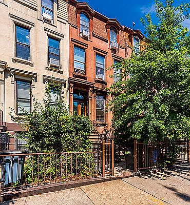 4th image of 679 Greene Ave APT 1