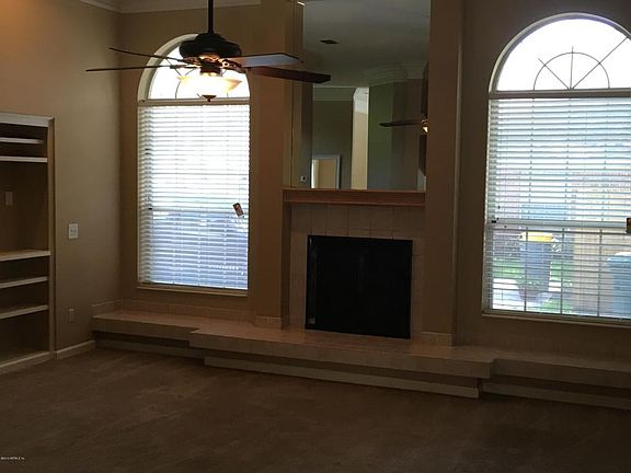 3rd image of 11752 Wordsworth Ct