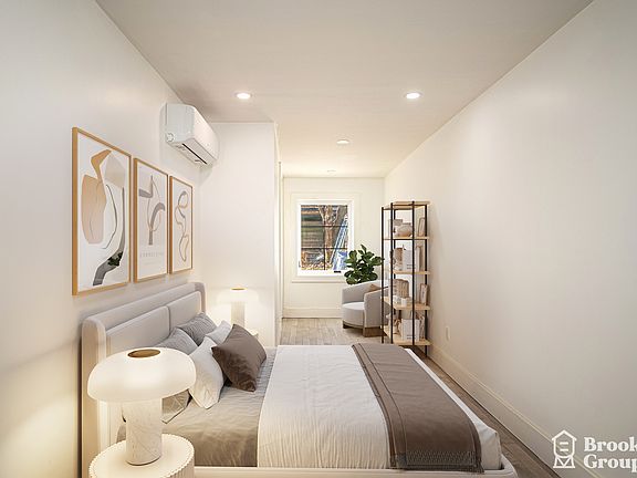 5th image of 438 Throop Ave #1