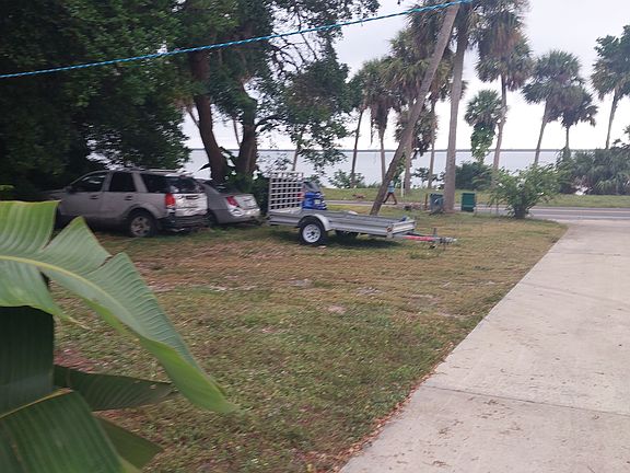 3rd image of 6915 S Indian River Dr