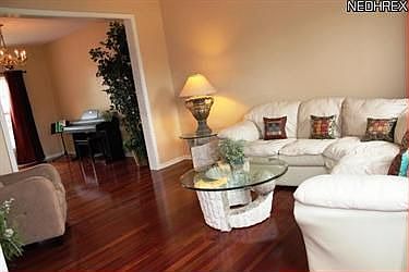 2nd image of 38763 Bridle Ct