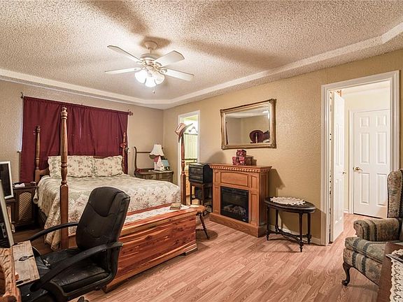 5th image of 116 Lakeway Dr