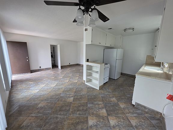 5th image of 5620 Ash St APT 2