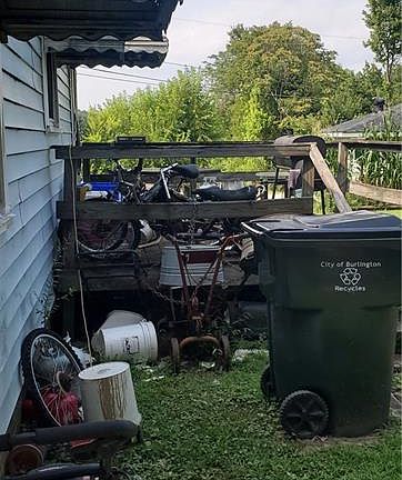 4th image of 911 Hunt St