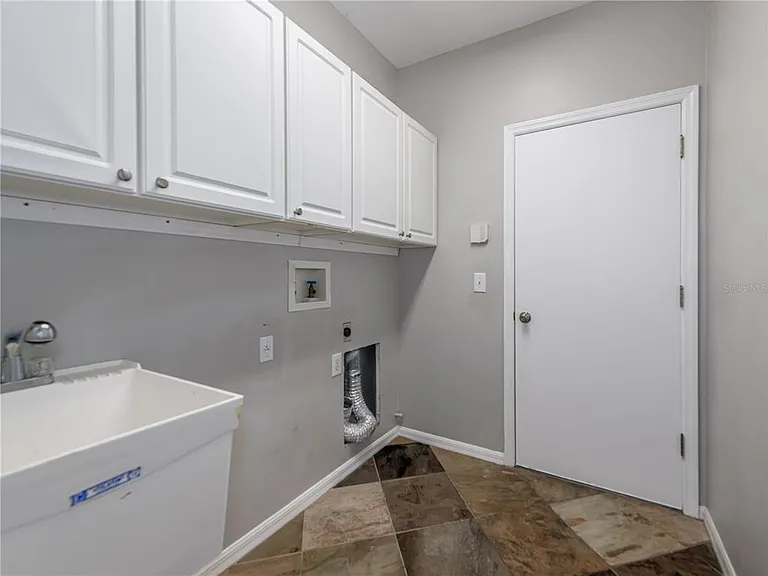 10333 Abbotsford Dr — Photo 31