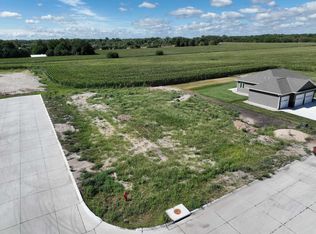 4909 17th St, Columbus, NE 68601