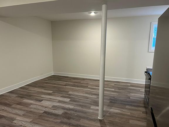 4th image of 4327 N Lawndale Ave #4
