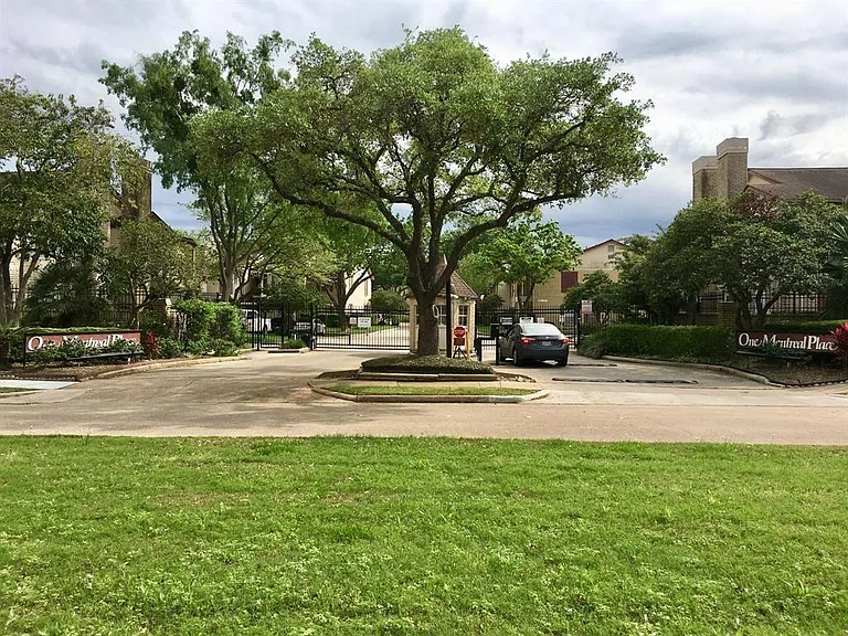 2120 El Paseo St #1301 — Photo 20