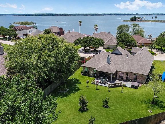 3rd image of 7282 Kingston Cove Ln