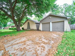 923 Kenforest Dr, Missouri City, TX 77489