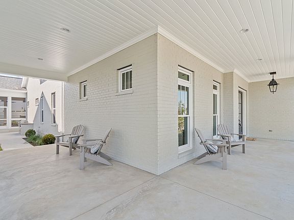 3rd image of 6057 Pasquo Rd