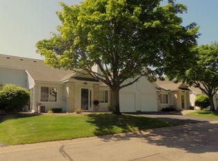 15251 Greenhaven Way, Burnsville, MN 55306