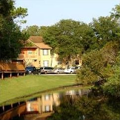 3rd image of 12221 Holbrook Dr