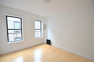 Rented by CITY SKYLINE REALTY INC