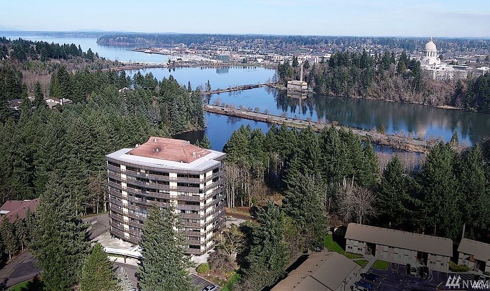 1st image of 1910 Evergreen Park Dr SW APT 402