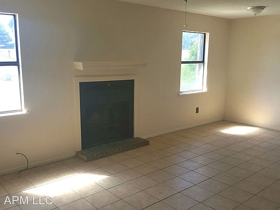 4th image of 111 W Westridge Dr APT C