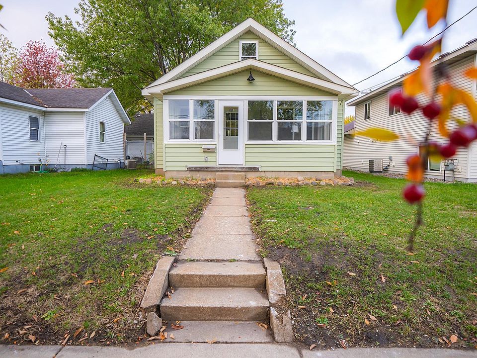 1st image of 49 30th Ave N