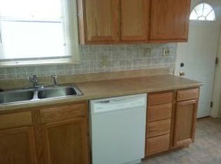 24-26 W Lakeview Ave, Columbus, OH 43202