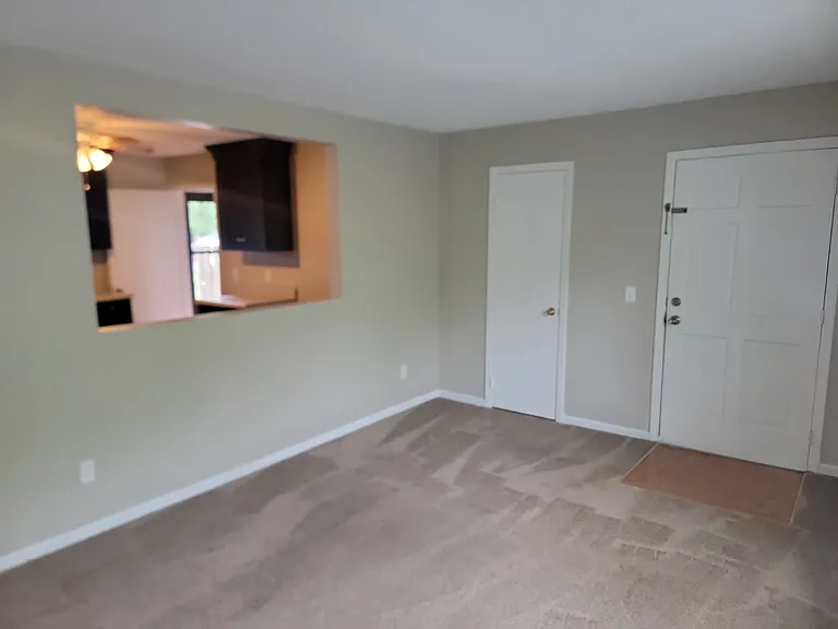 217 Sterling Rd #A — Photo 2