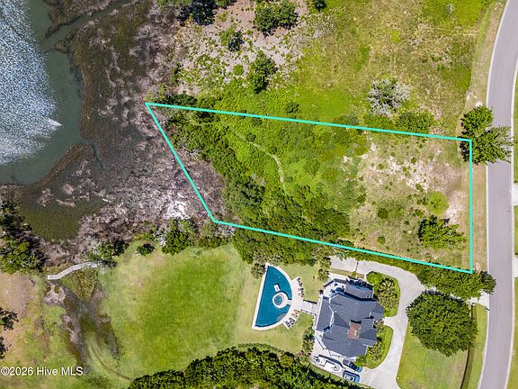3rd image of 00 E Windward Landing Place