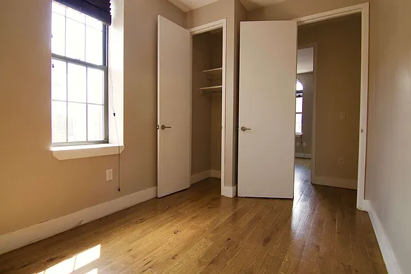 Rented by Nooklyn NYC LLC | media 62