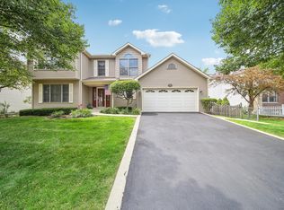 746 Hoover Dr, Carol Stream, IL 60188
