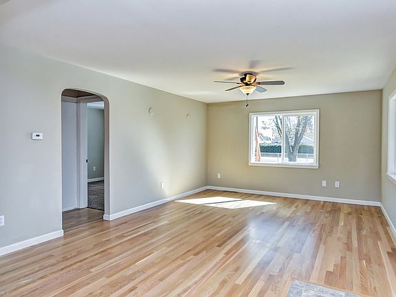 5th image of 1038 Alder St