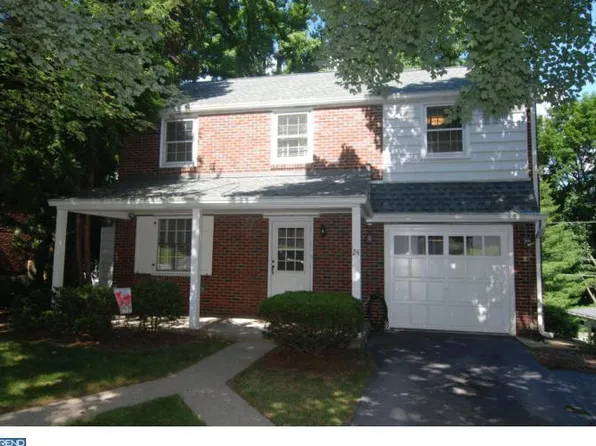 24 E 34th St, Reading, PA 19606