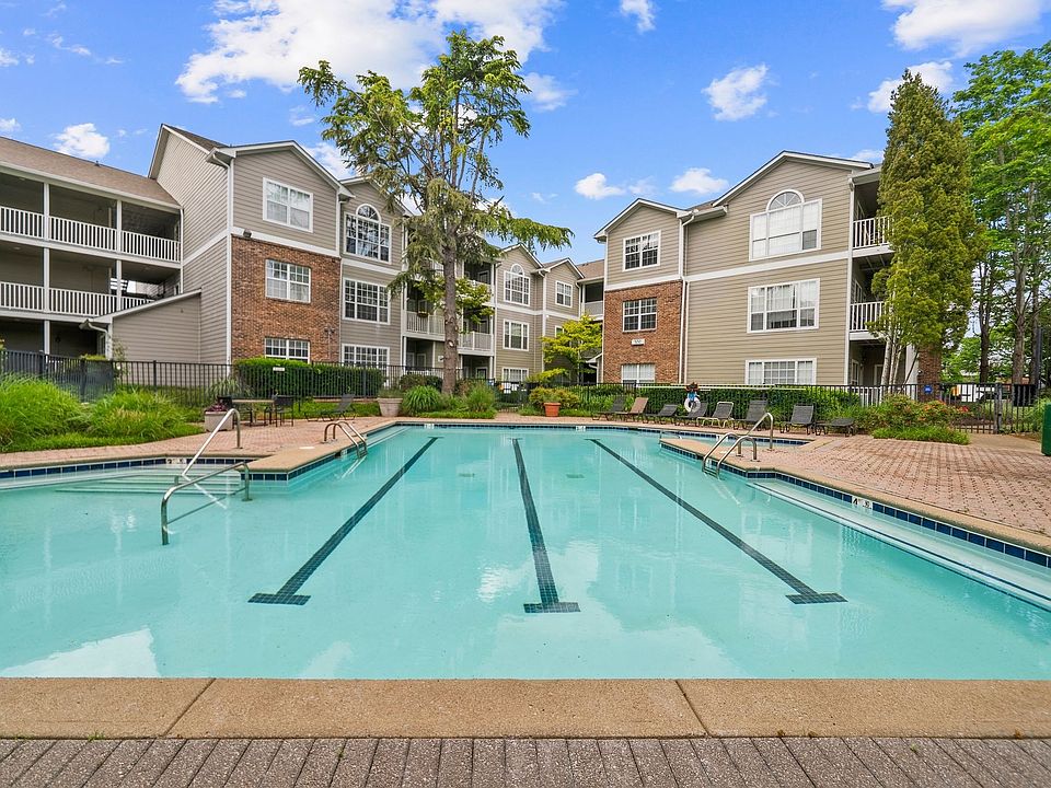 1st image of 2025 Woodmont Blvd APT 226