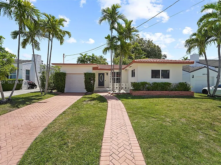 8927 Carlyle Ave — Photo 16