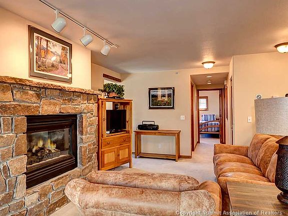 3rd image of 43 SNOWFLAKE Drive UNIT 24