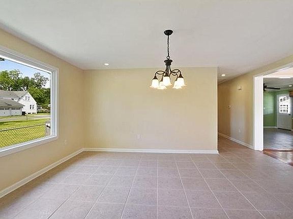 2nd image of 904 Lebeau St