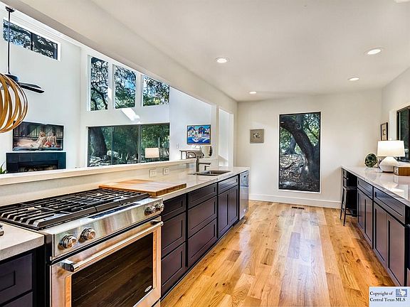 5th image of 108 River Road Cir