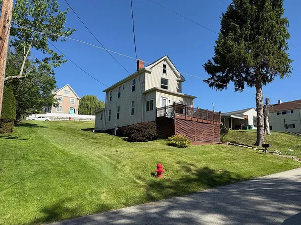 203 1st St, Bentleyville, PA 15314