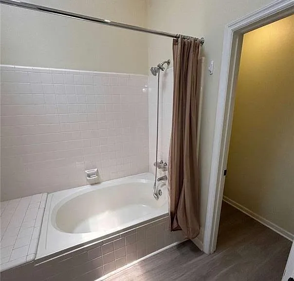 1089 Ashbury Dr — Photo 11