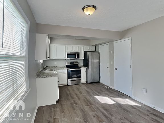 3rd image of 2140 Hughey Dr #2140