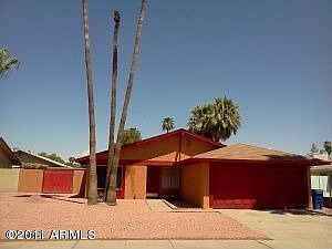 2nd image of 2212 W Emerald Cir