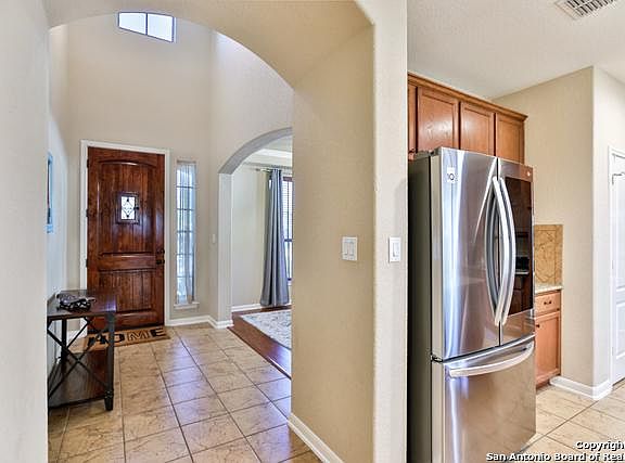 3rd image of 2224 Mesa Brk