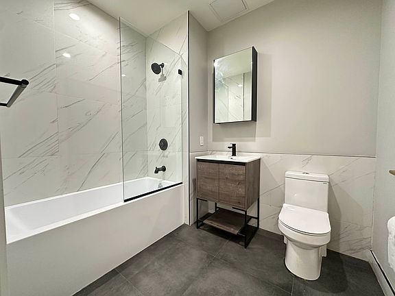 3rd image of 3333 Giles Pl APT 109